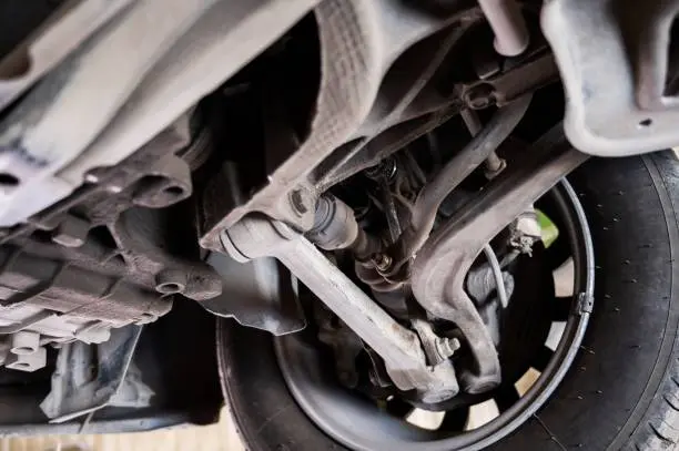 الدليل الشامل: Jetta 4، Golf 4/GTI) البرنامج التعليمي لاستبدال جلبة قضيب التأرجح الأمامي أو برنامج التشحيم